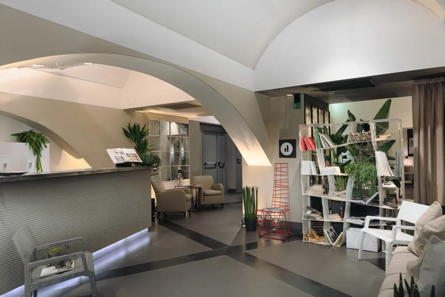 Bergamo, Gombit Hotel