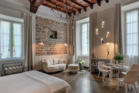 Bergamo, Gombit Hotel
